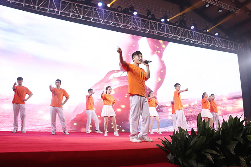 集團(tuán)2020新春年會(huì)-(26).jpg